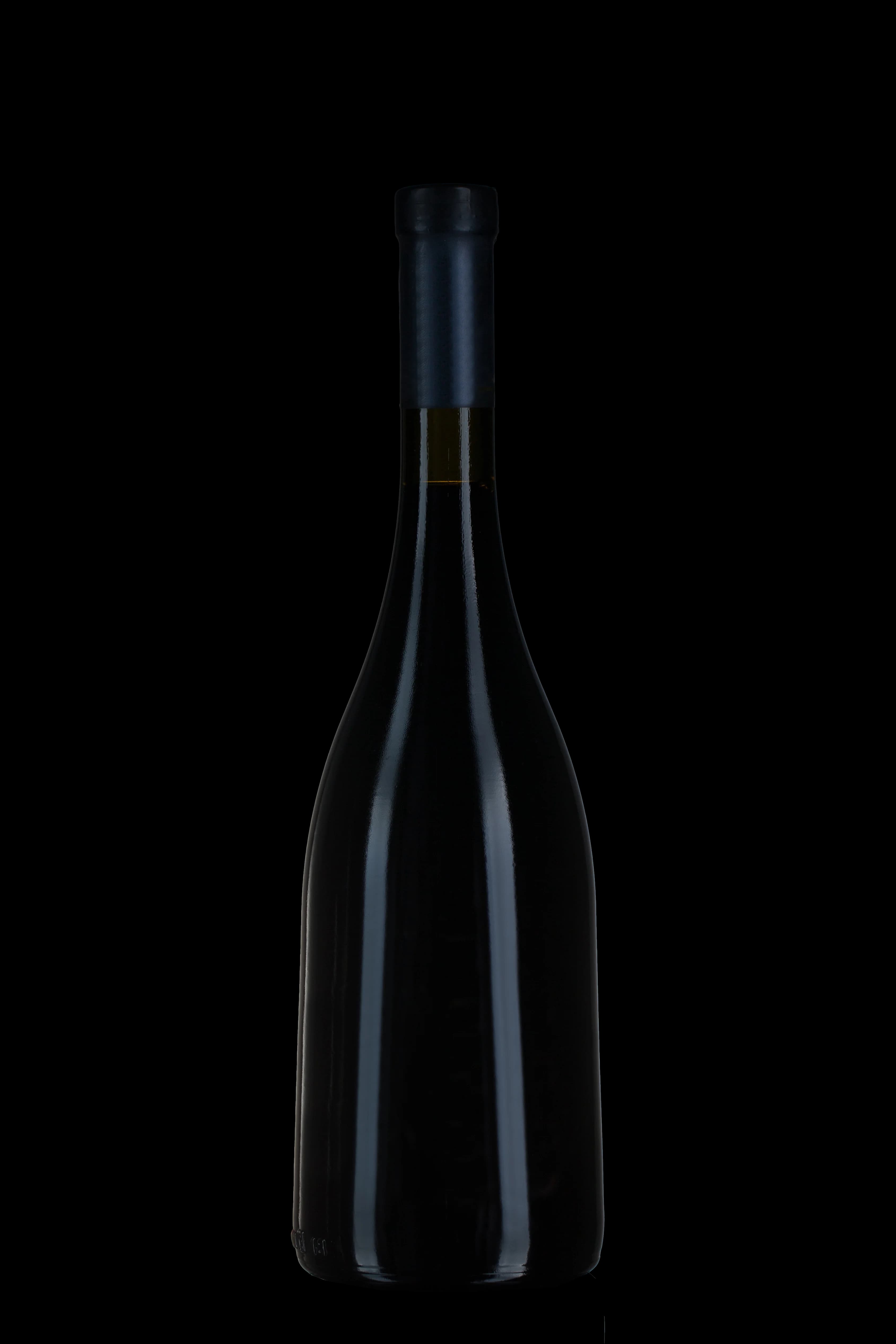 Bouteille de vin équipée d'un tag RFID Caves Explorer